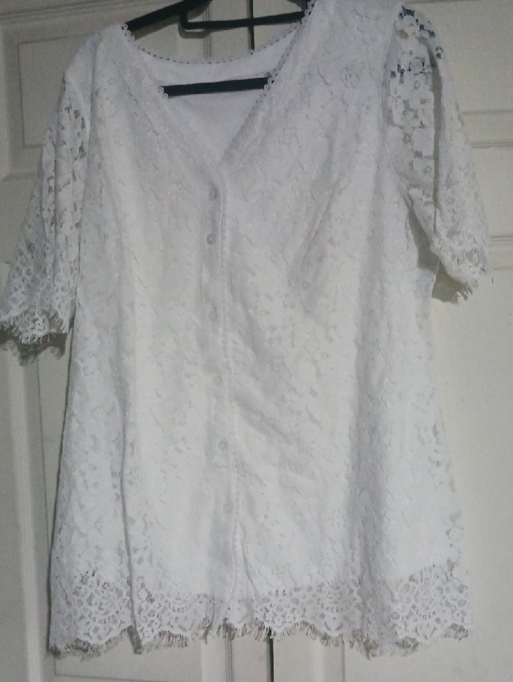 Isaac Mizrahi White Lace Button-Front Tunic Blouse